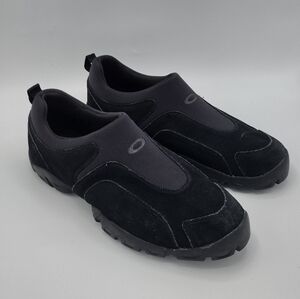 Oakley  Vintage Men's Hiking Shoes Bivouac Size 10.5 Field Gear Black